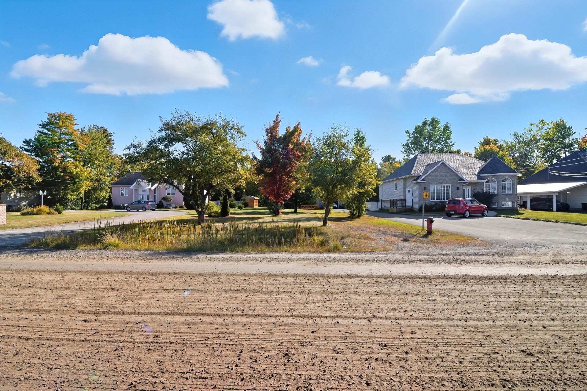 









1288


Rue d'Alma

,
Gatineau (Gatineau),







QC
J8R3J4

