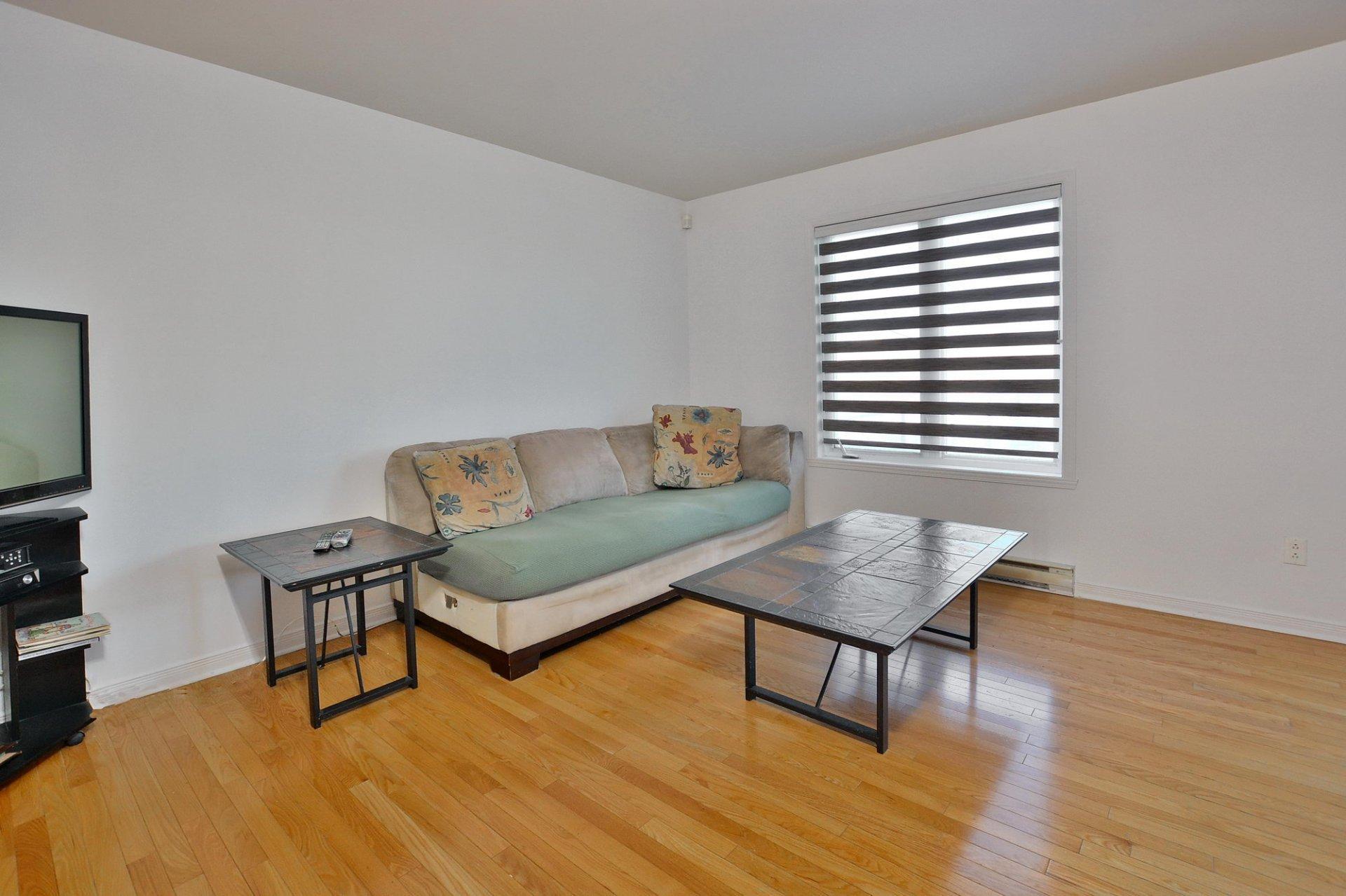 









150


Rue Bellini

,
Vaudreuil-Dorion,




QC
J7V0M7

