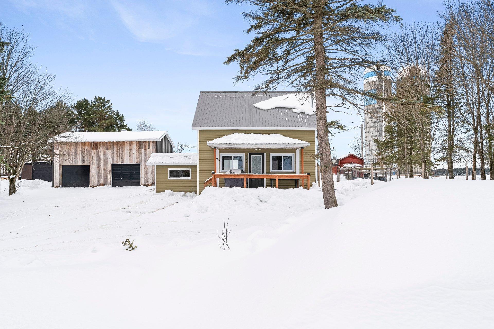 









199


6e Rang

,
Saint-François-Xavier-de-Brompton,




QC
J0B2V0

