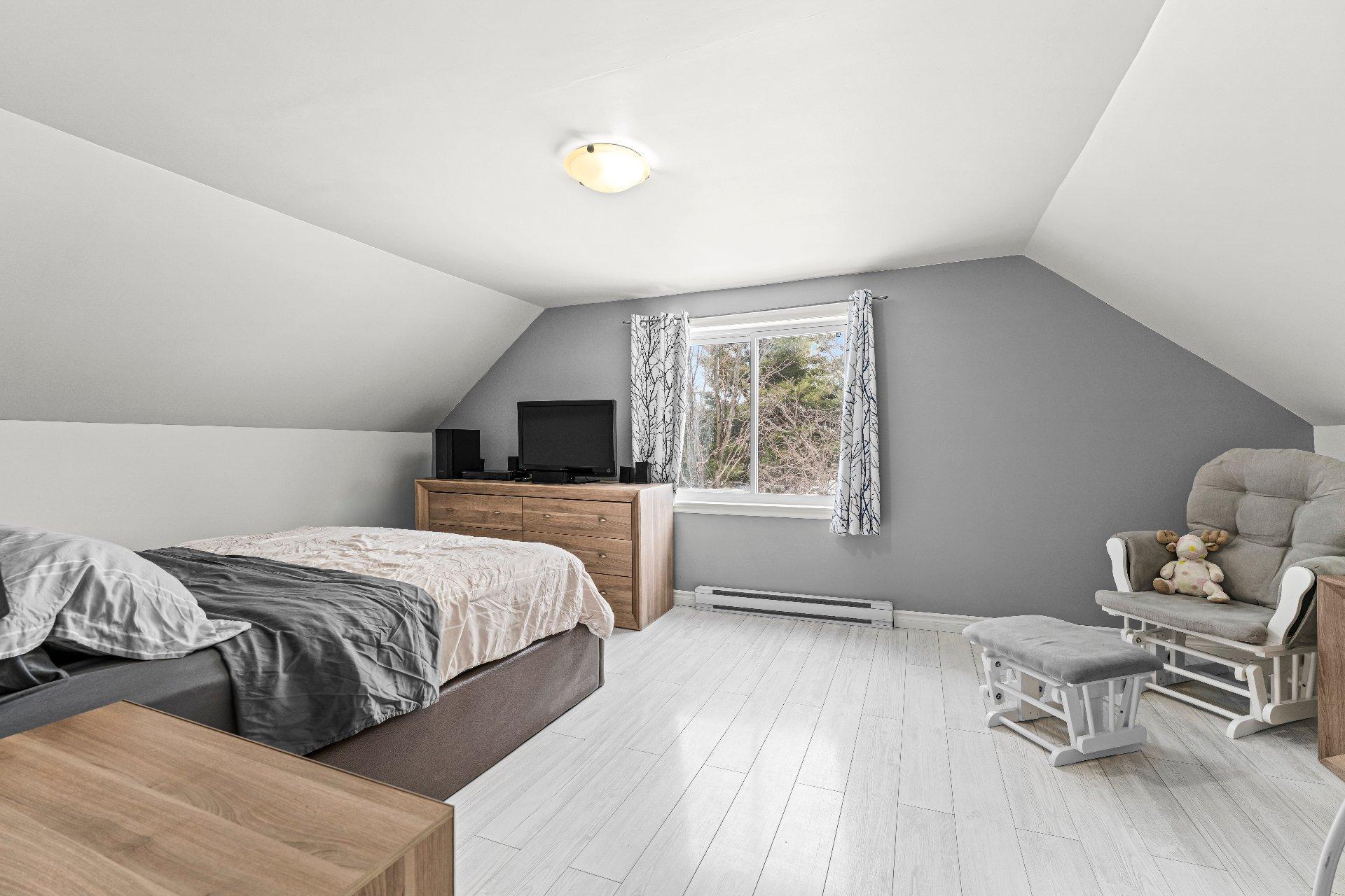 









199


6e Rang

,
Saint-François-Xavier-de-Brompton,




QC
J0B2V0

