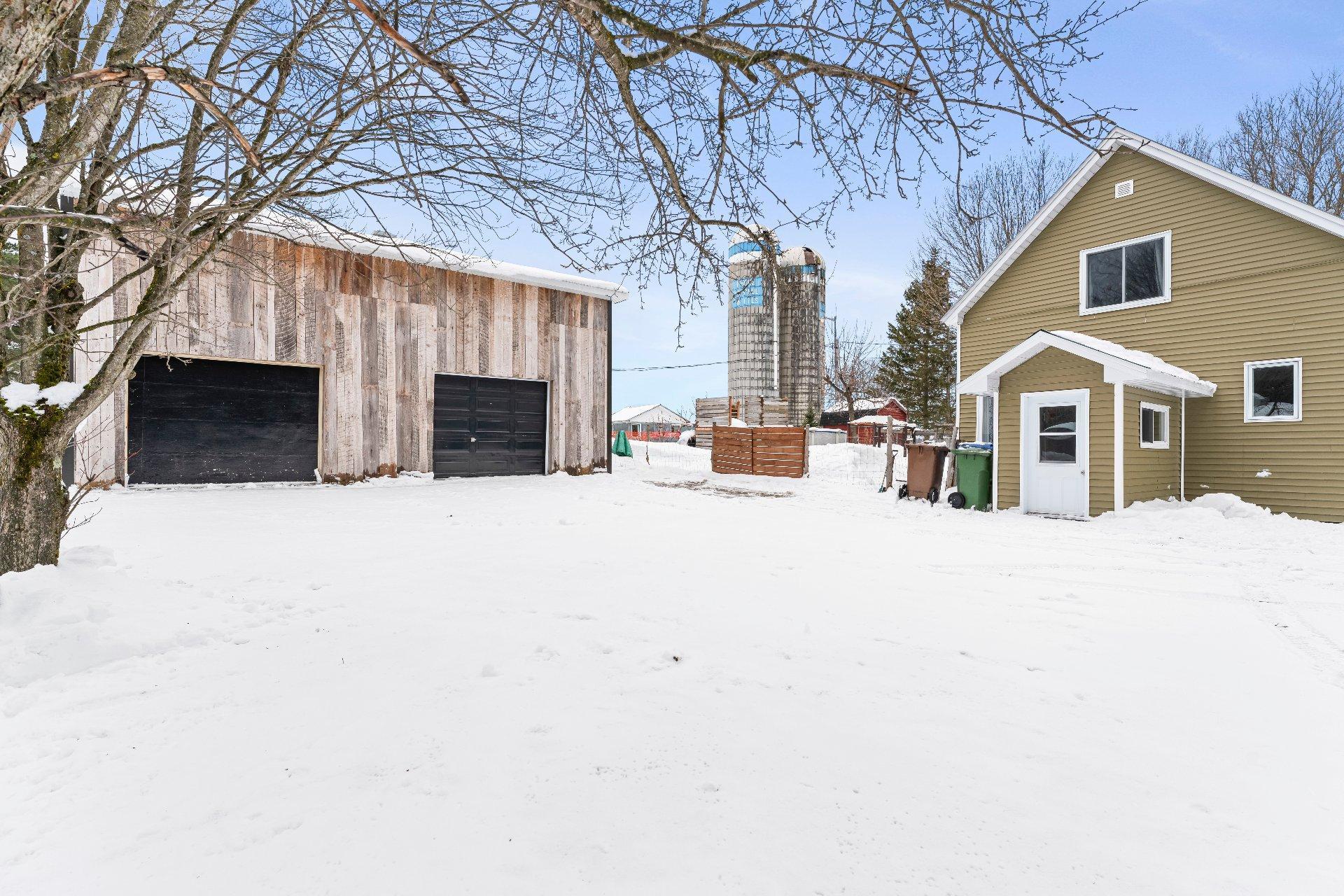 









199


6e Rang

,
Saint-François-Xavier-de-Brompton,




QC
J0B2V0

