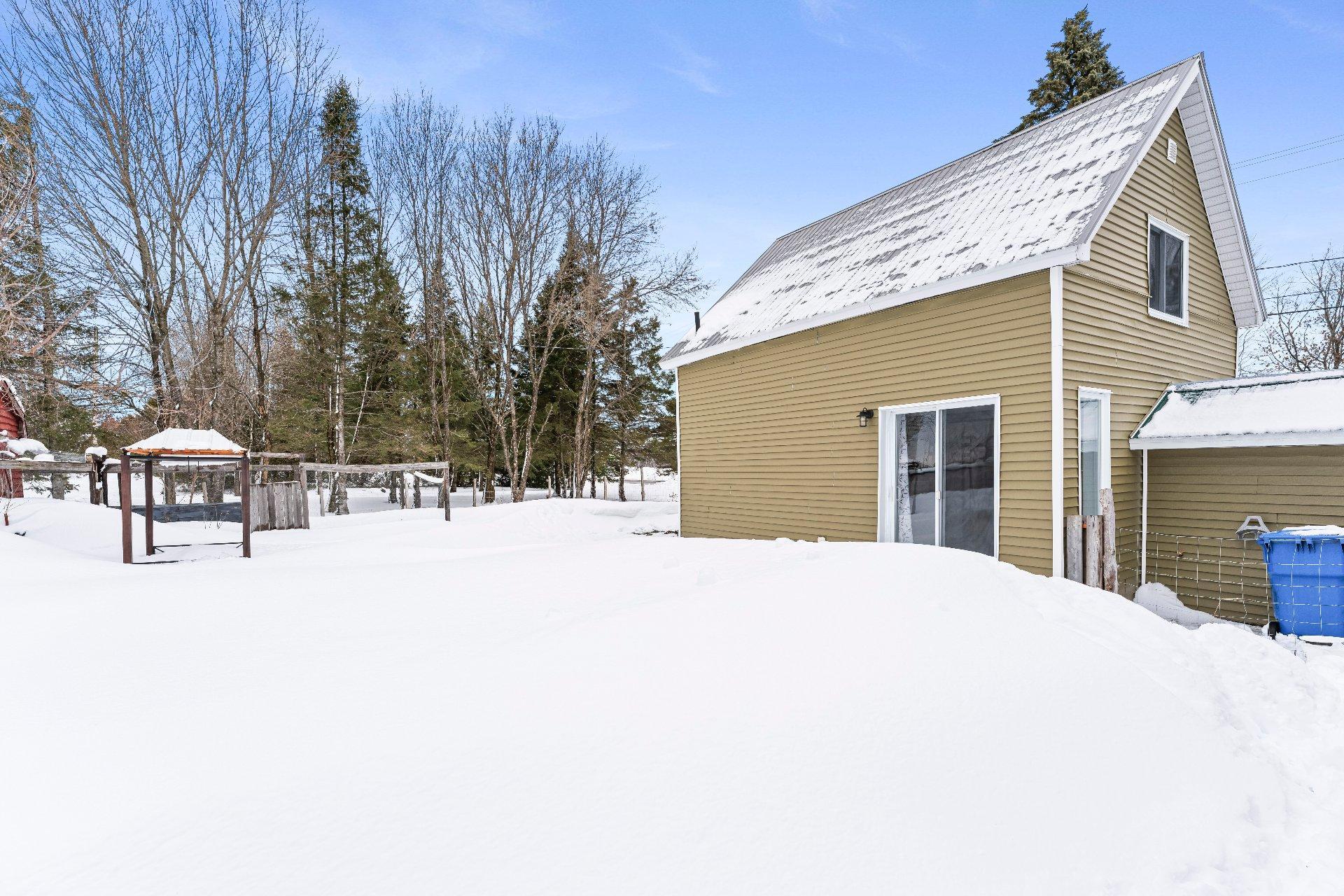 









199


6e Rang

,
Saint-François-Xavier-de-Brompton,




QC
J0B2V0

