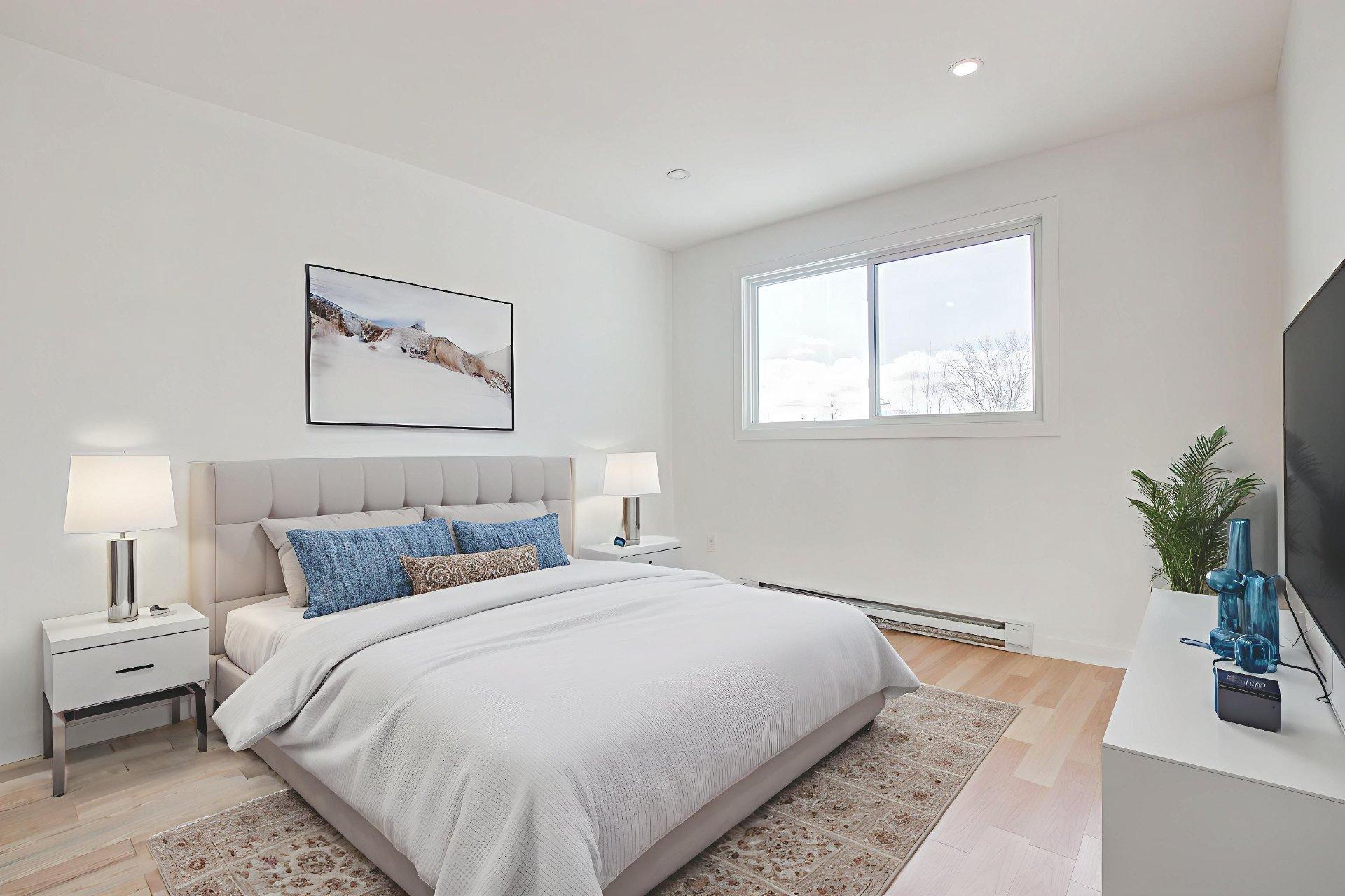 









2899


Rue de Lyon

,
Longueuil (Le Vieux-Longueuil),




QC
J4L3R3

