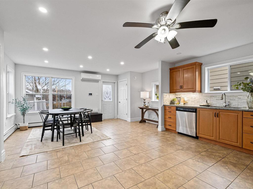 












3175 Micmac Street

,
Halifax,




NS
B3L 3W3

