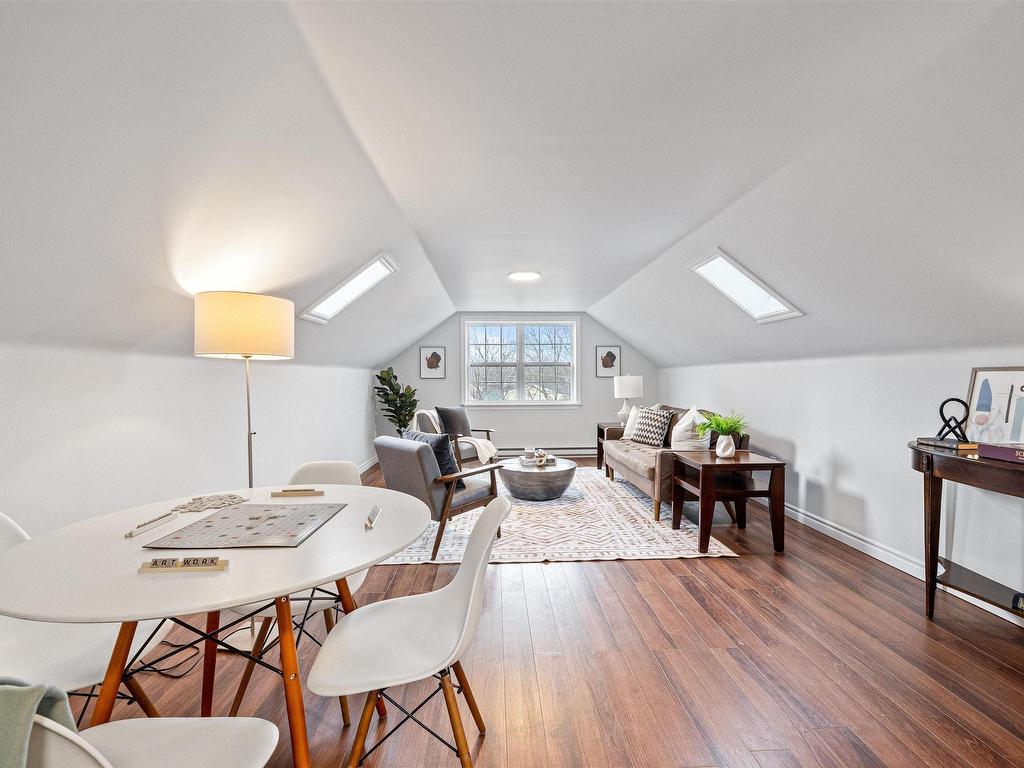 












3175 Micmac Street

,
Halifax,




NS
B3L 3W3

