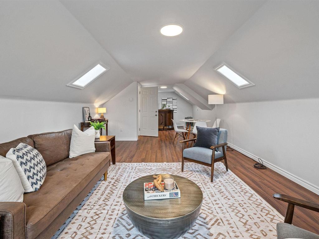 












3175 Micmac Street

,
Halifax,




NS
B3L 3W3

