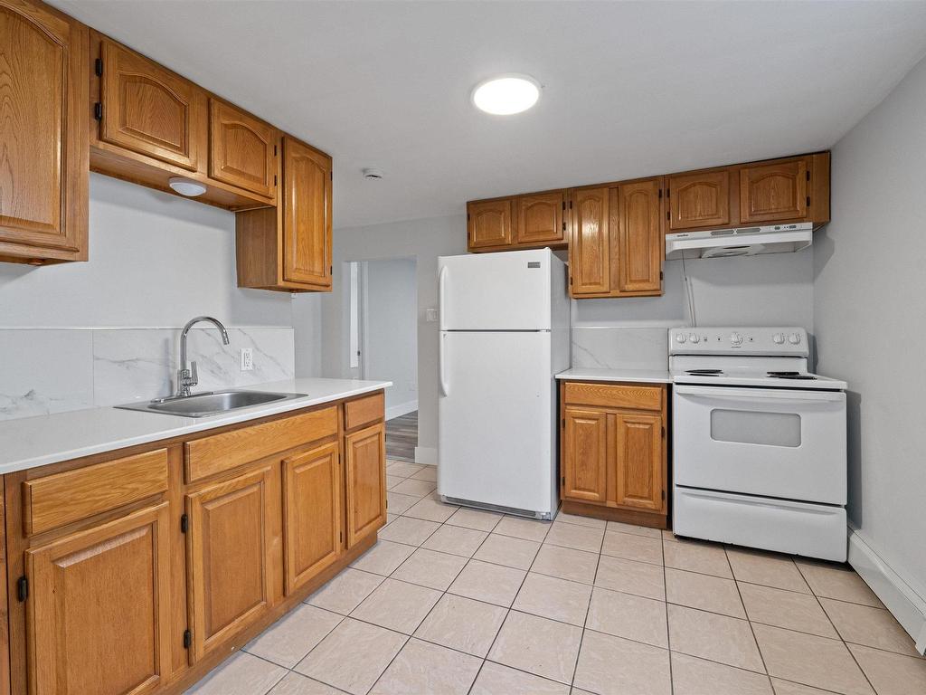 












3175 Micmac Street

,
Halifax,




NS
B3L 3W3

