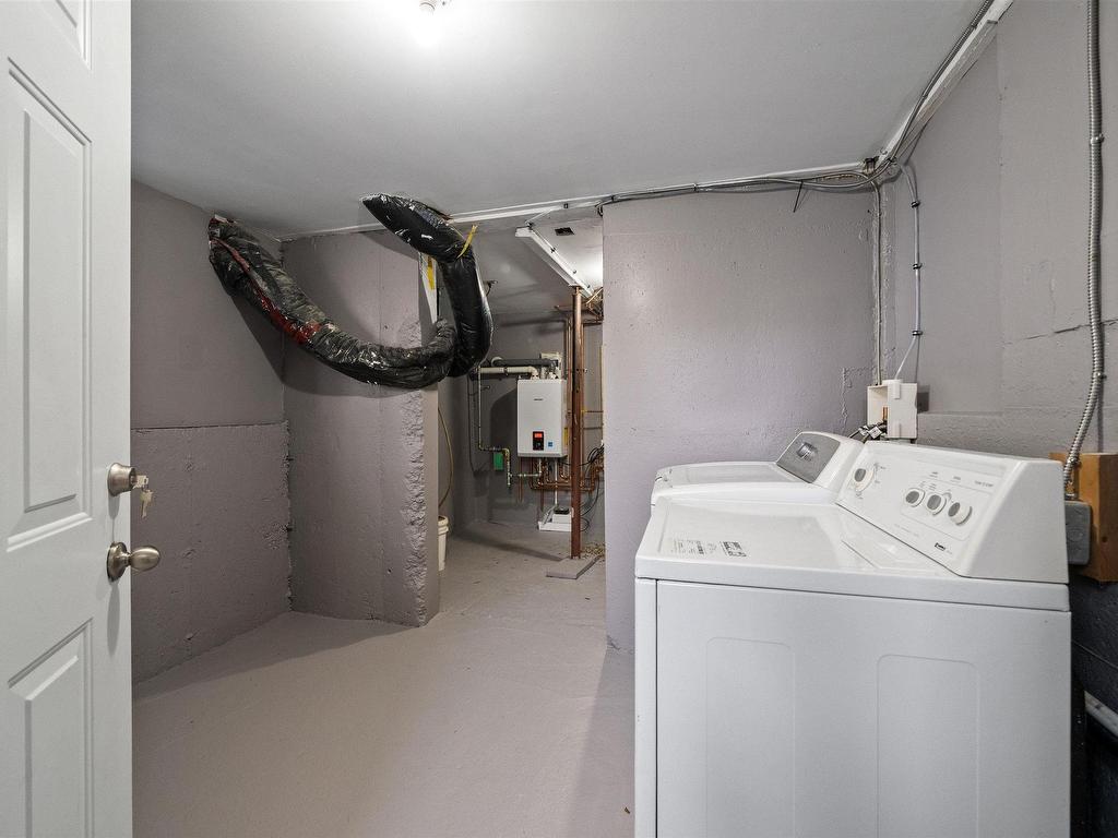 












3175 Micmac Street

,
Halifax,




NS
B3L 3W3

