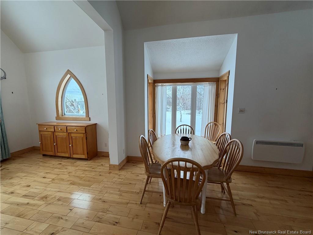 









2104


Cormier

,
Sainte-Louise,




NB
E8K 2X6

