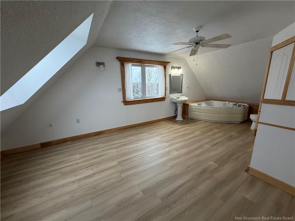 









2104


Cormier

,
Sainte-Louise,




NB
E8K 2X6

