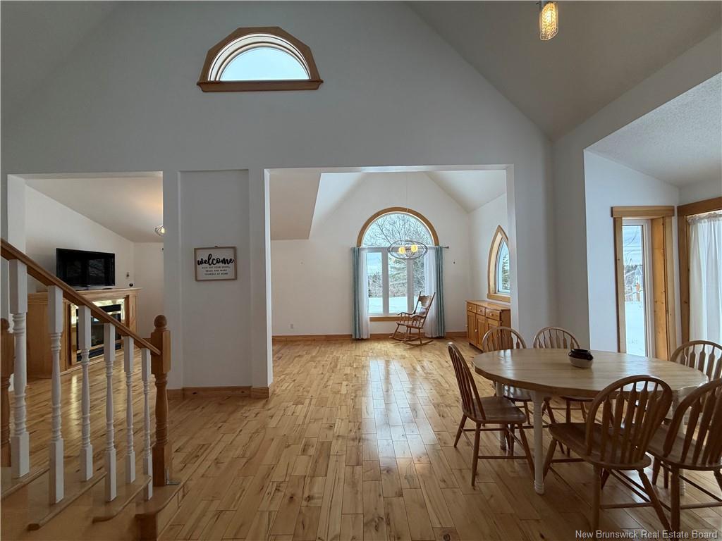 









2104


Cormier

,
Sainte-Louise,




NB
E8K 2X6

