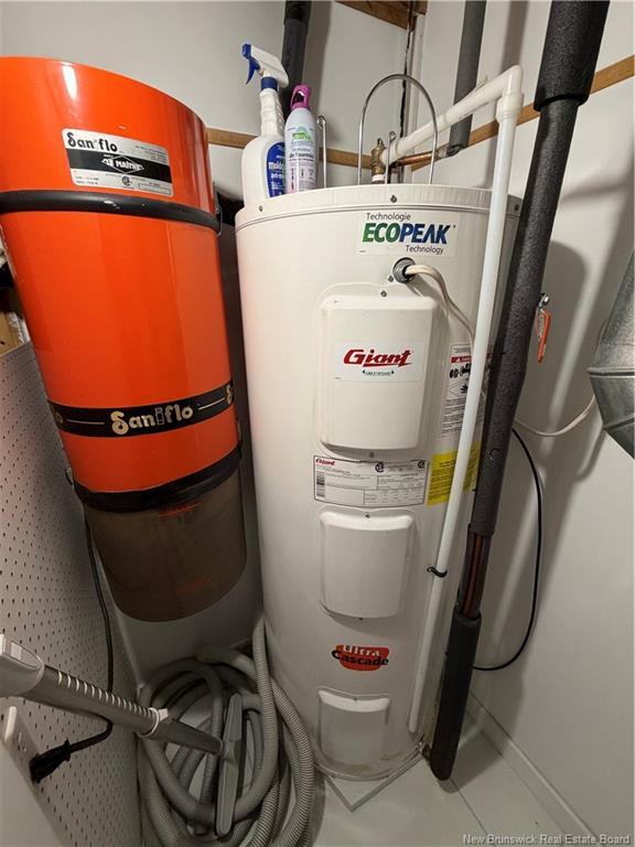 









2104


Cormier

,
Sainte-Louise,




NB
E8K 2X6

