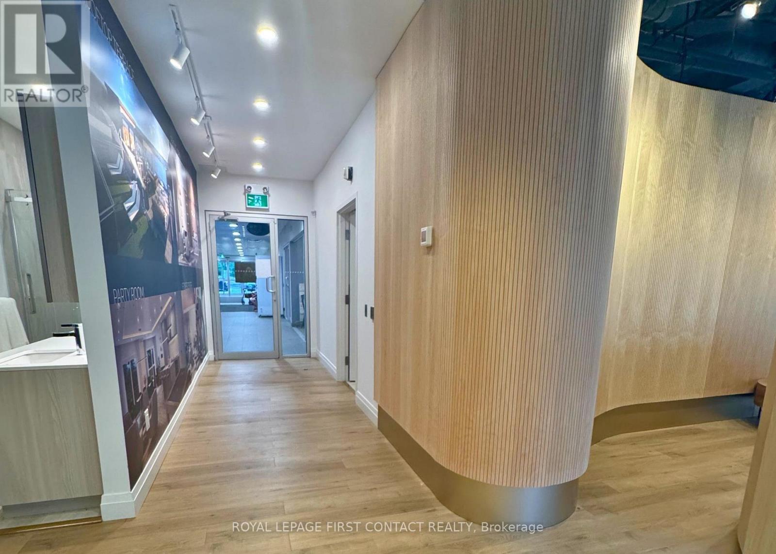 












104 - 11 LAKESIDE TERRACE

,
Barrie,




Ontario
L4M0H9

