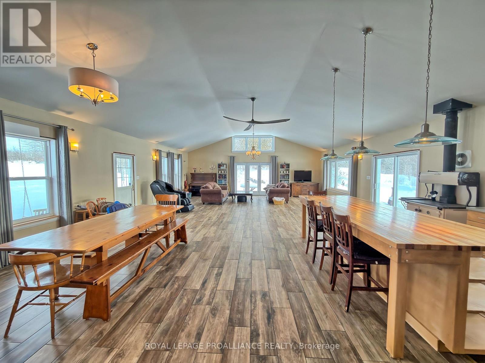 












1108 BEAVER CREEK ROAD

,
Marmora and Lake (Marmora Ward),




Ontario
K0K2M0

