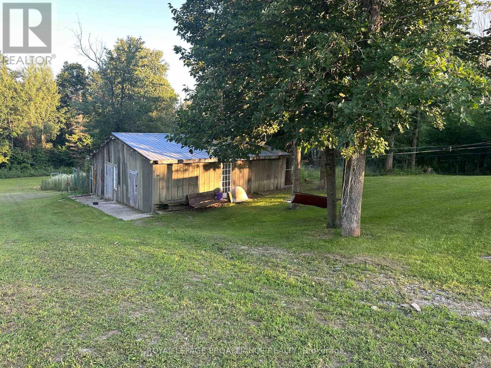 












1108 BEAVER CREEK ROAD

,
Marmora and Lake (Marmora Ward),




Ontario
K0K2M0

