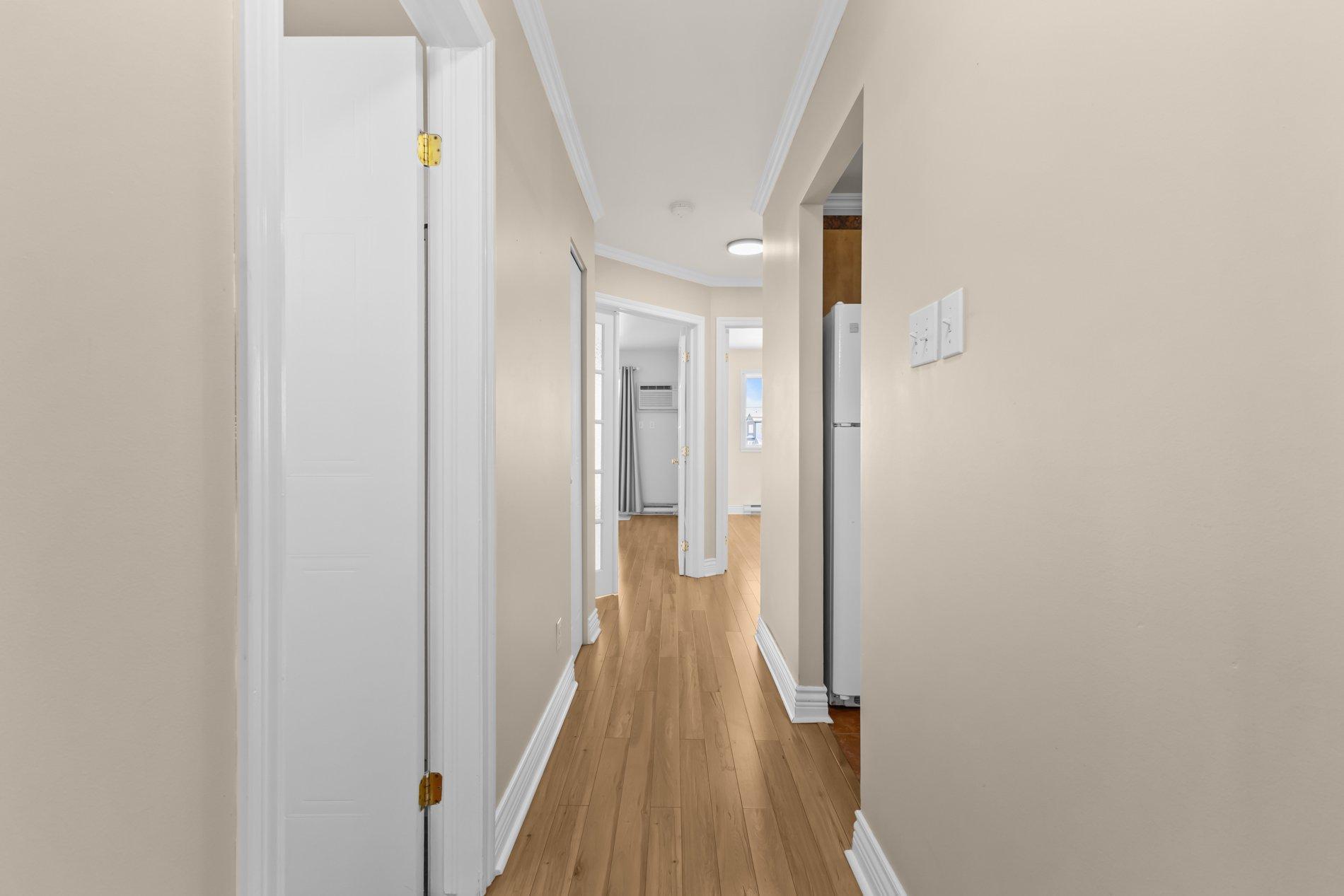 









5359


Rue du Bocage

, 102,
Terrebonne (La Plaine),




QC
J7M2B4

