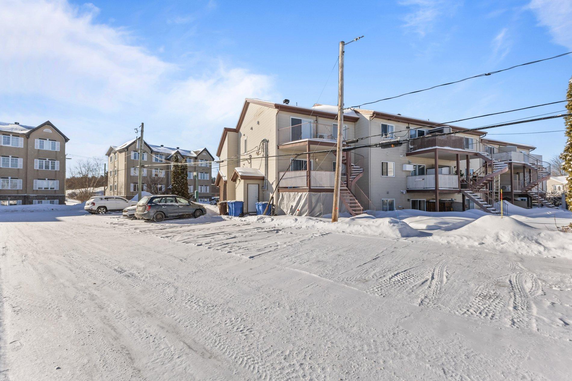 









5359


Rue du Bocage

, 102,
Terrebonne (La Plaine),




QC
J7M2B4

