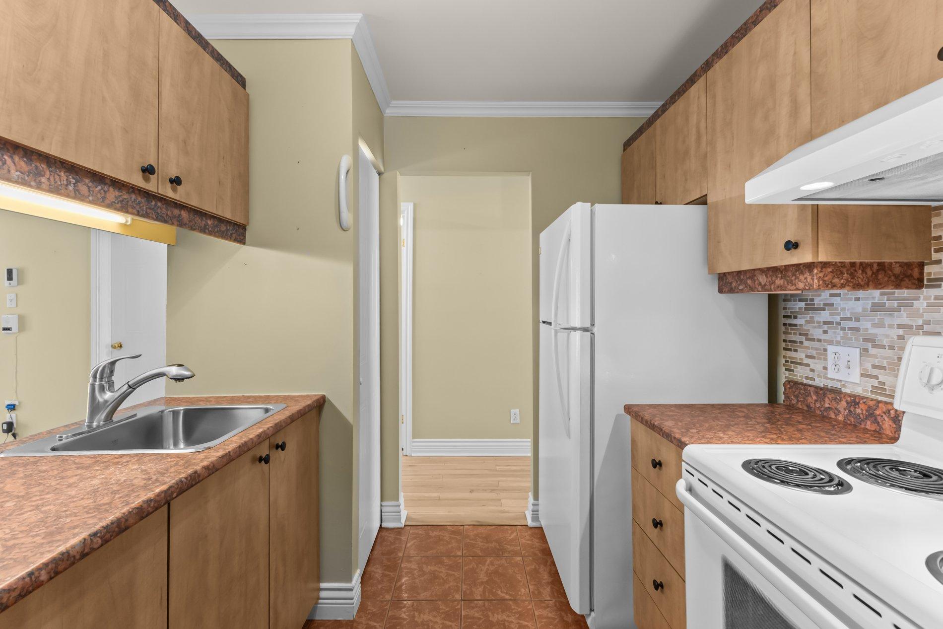 









5359


Rue du Bocage

, 102,
Terrebonne (La Plaine),




QC
J7M2B4

