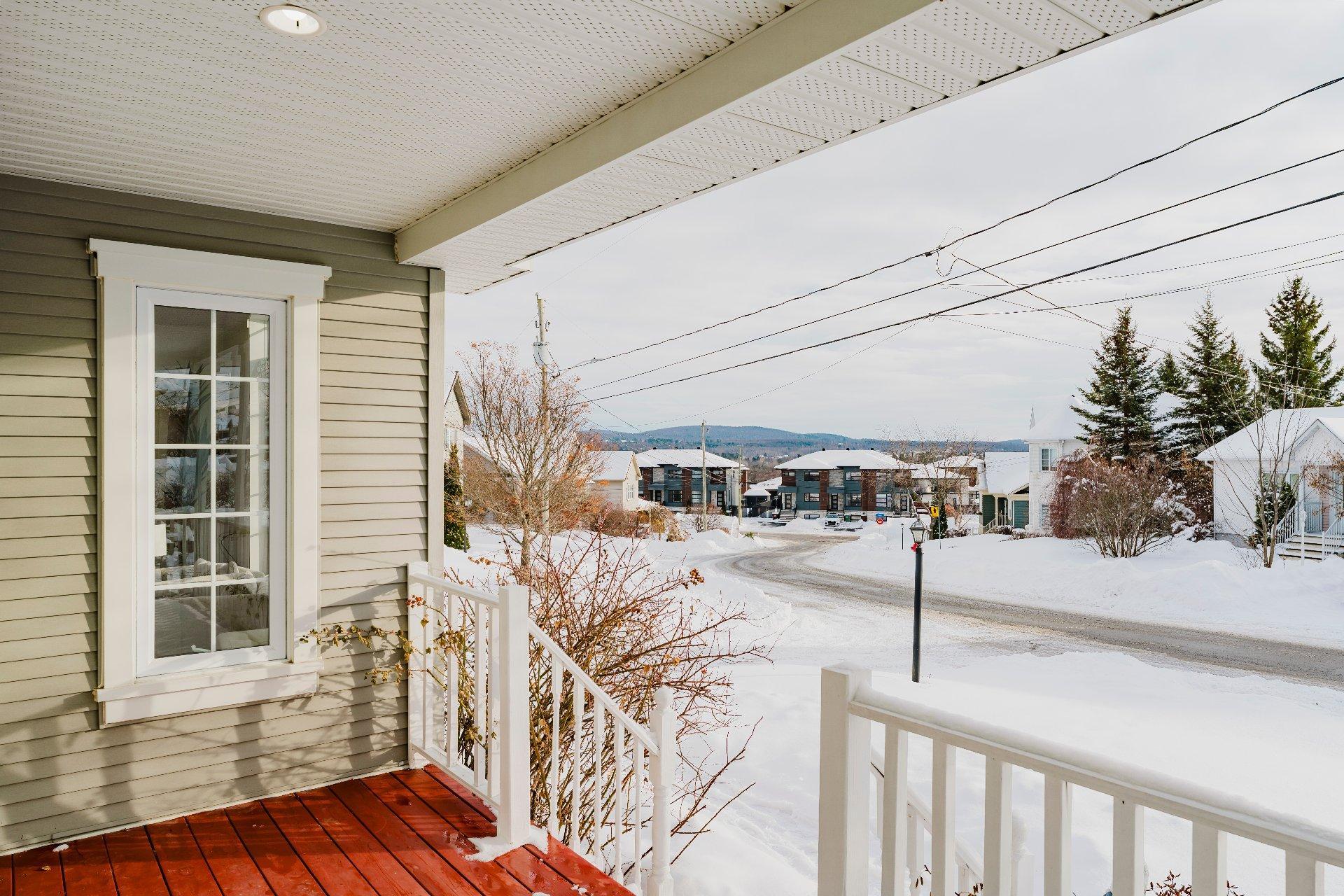 









1015


Rue Beausoleil

,
Sherbrooke (Brompton/Rock Forest/Saint-Élie/Deauville),




QC
J1N4G6

