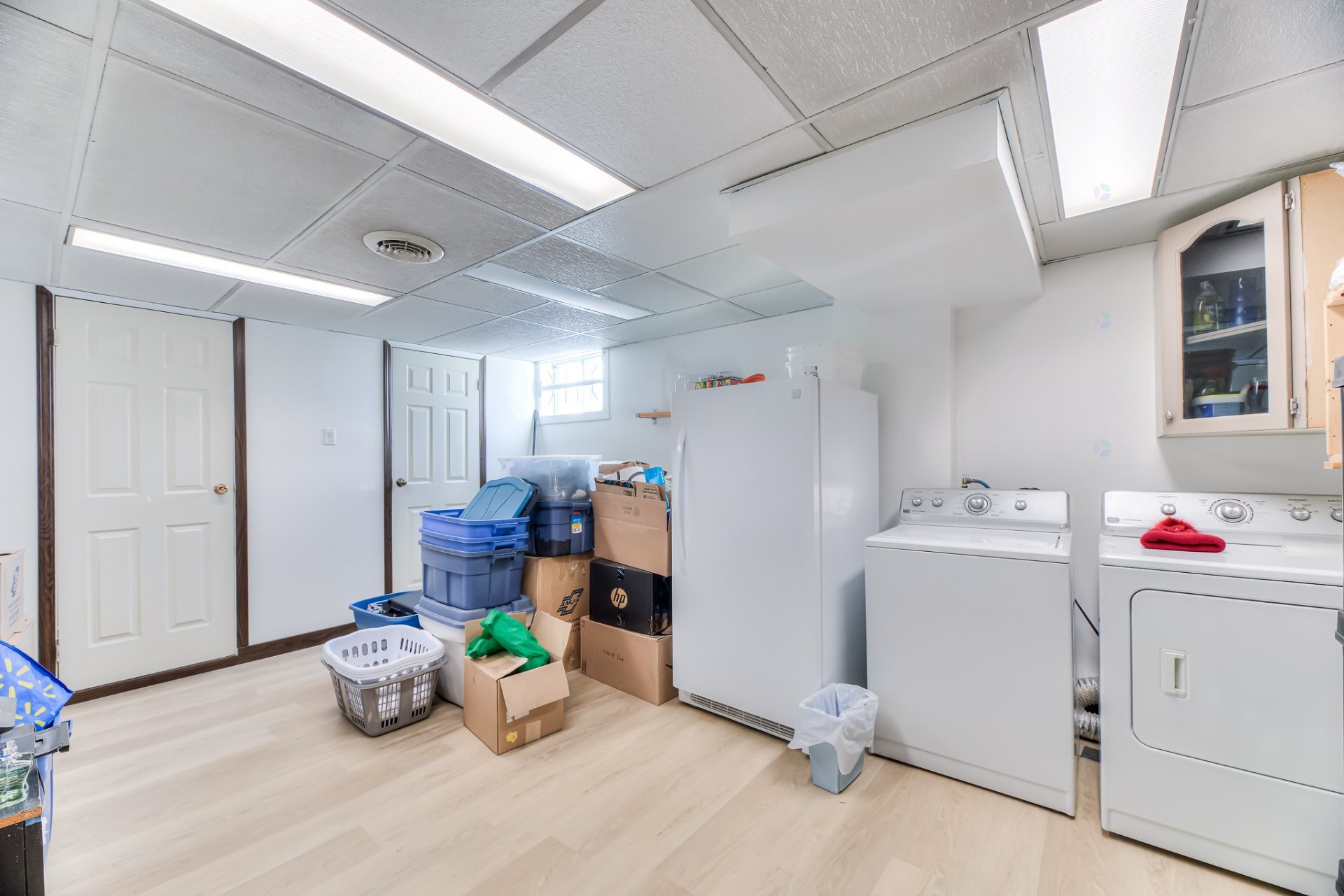 









3824


Rue Nicole

,
Laval (Fabreville),




QC
H7P1L1

