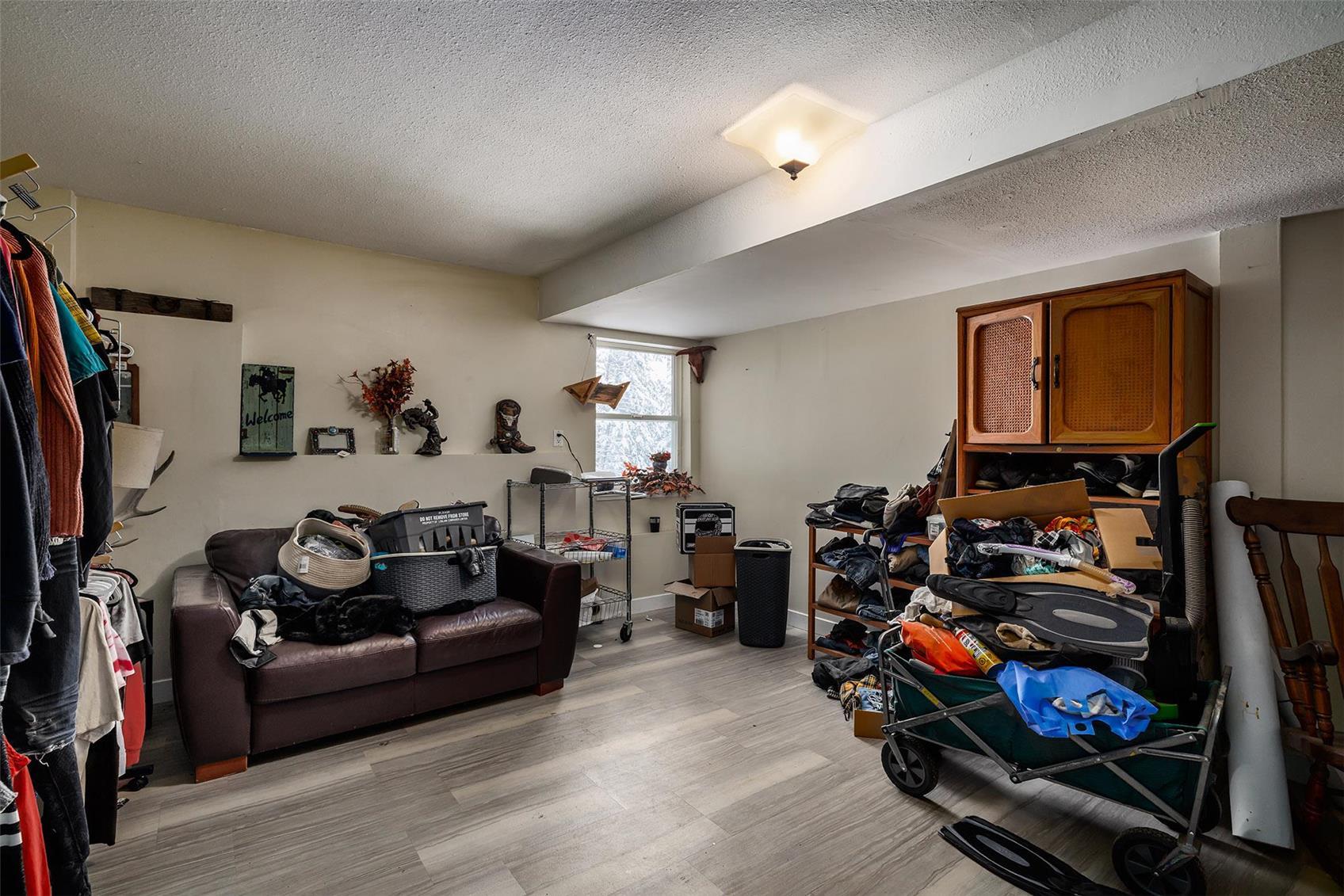 









1813


Cardinal Creek

Road,
Kelowna,




BC
V1P 1J3

