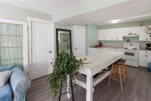 









1813


Cardinal Creek

Road,
Kelowna,




BC
V1P 1J3

