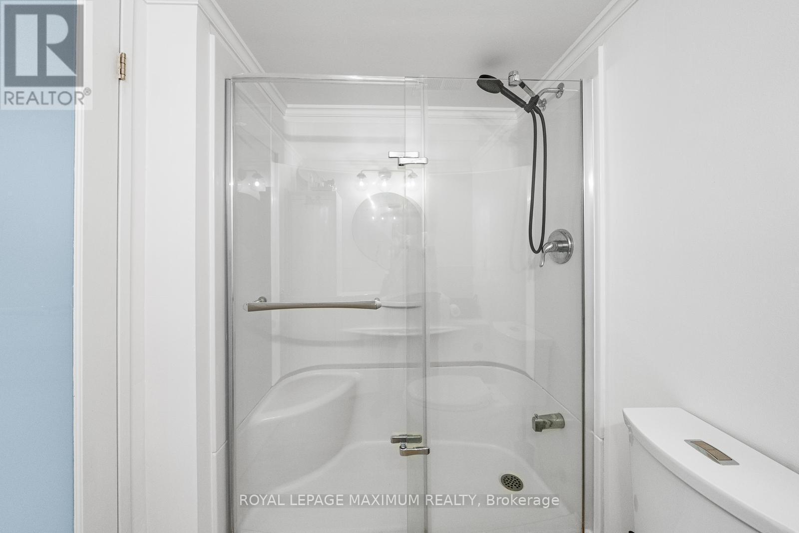 












601 - 150 DUNLOP STREET E

,
Barrie,




Ontario
L4M6H1

