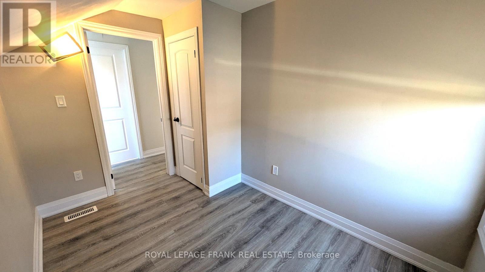 












23 N HASTINGS AVENUE

,
Marmora and Lake (Marmora Ward),




Ontario
K0K2M0

