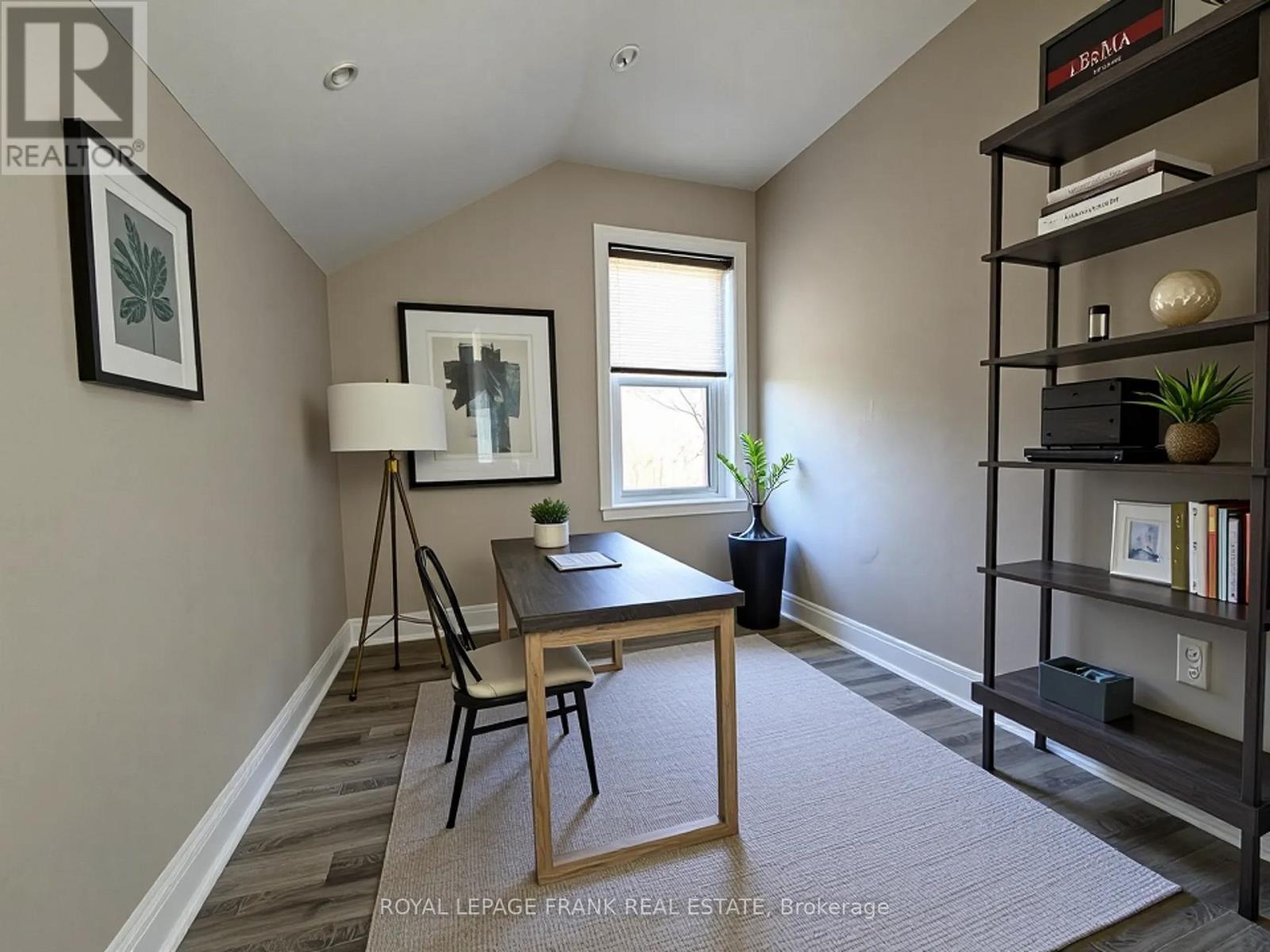 












23 N HASTINGS AVENUE

,
Marmora and Lake (Marmora Ward),




Ontario
K0K2M0

