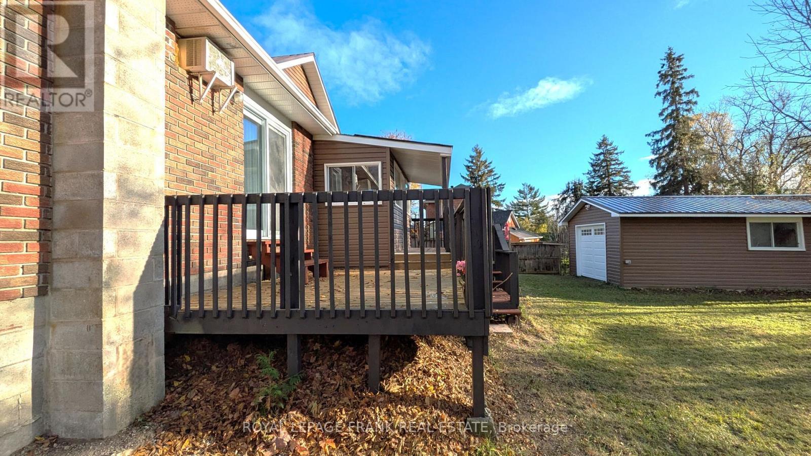 












23 N HASTINGS AVENUE

,
Marmora and Lake (Marmora Ward),




Ontario
K0K2M0

