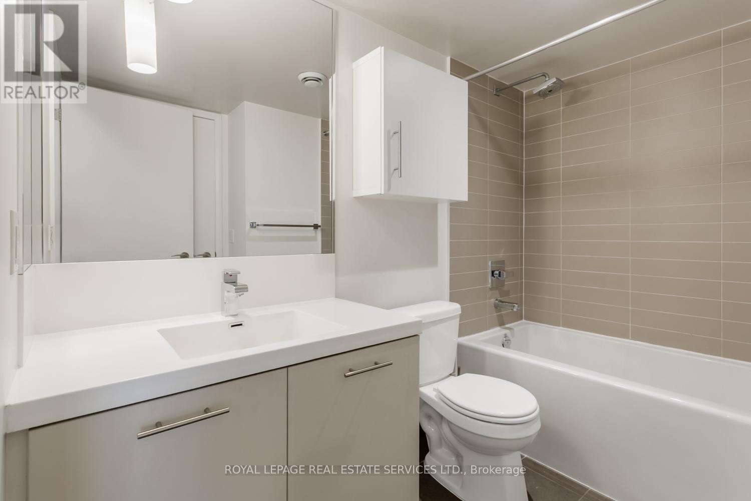 












1710 - 1 VALHALLA INN ROAD

,
Toronto,




Ontario
M9B1S9

