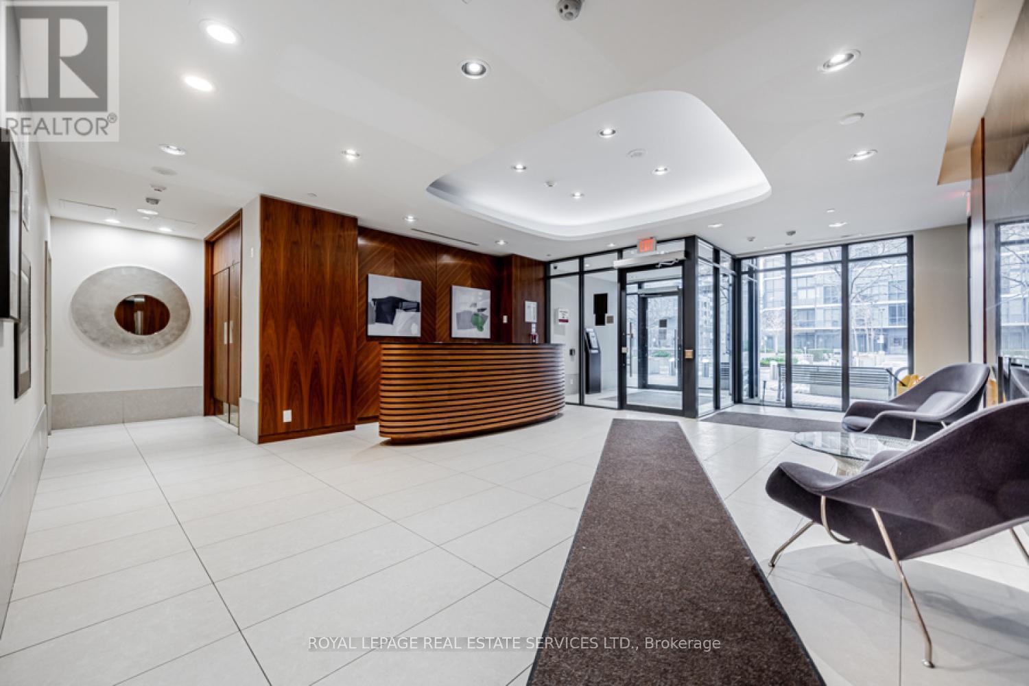 












1710 - 1 VALHALLA INN ROAD

,
Toronto,




Ontario
M9B1S9

