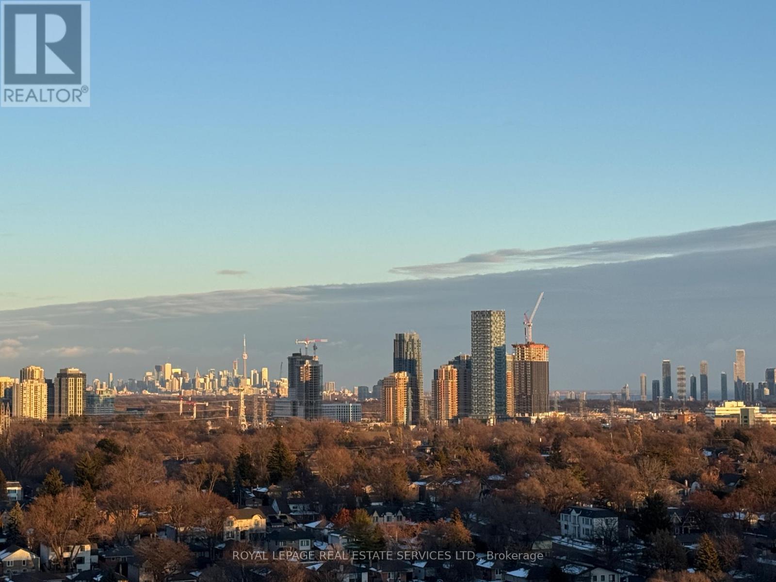 












1710 - 1 VALHALLA INN ROAD

,
Toronto,




Ontario
M9B1S9

