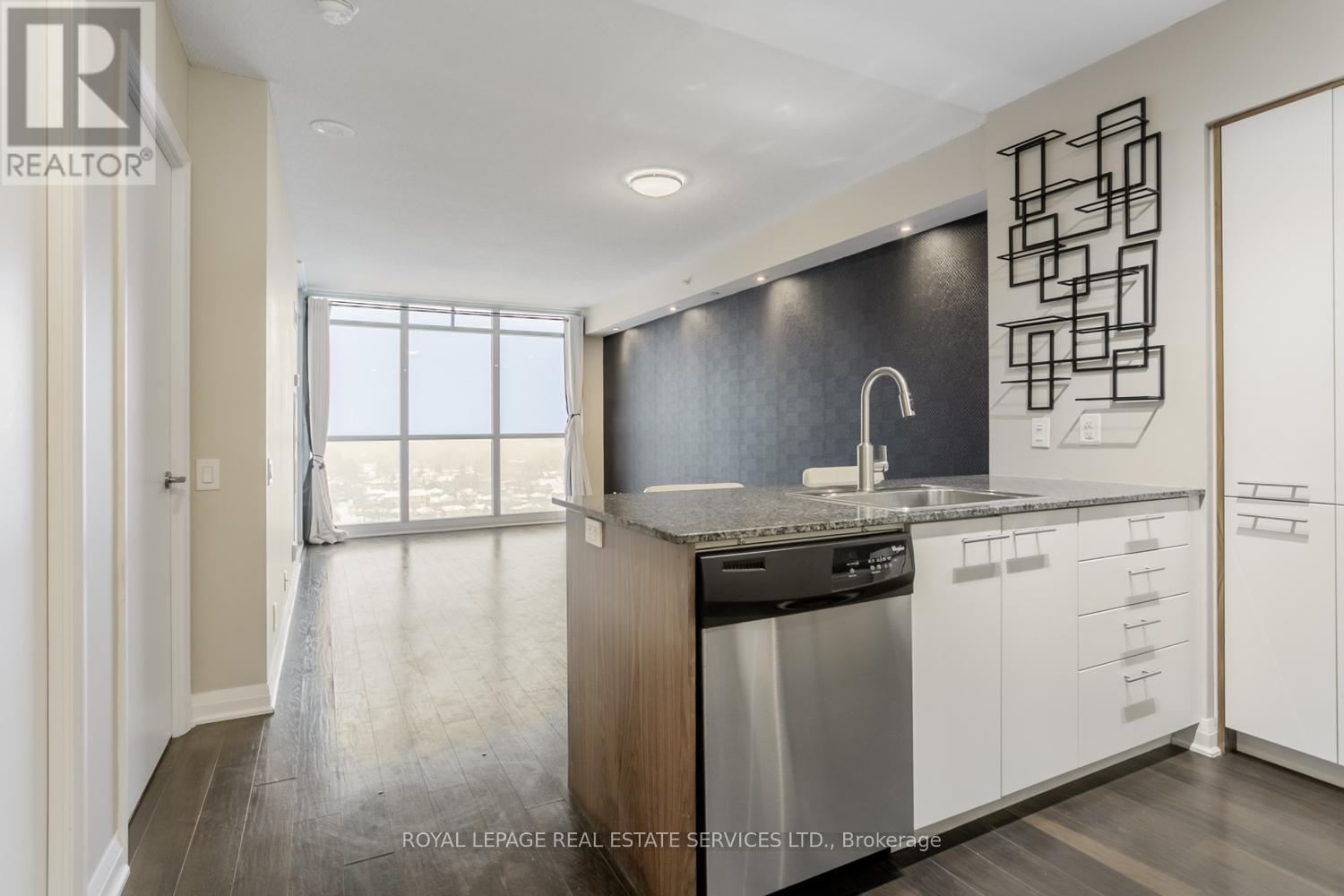 












1710 - 1 VALHALLA INN ROAD

,
Toronto,




Ontario
M9B1S9

