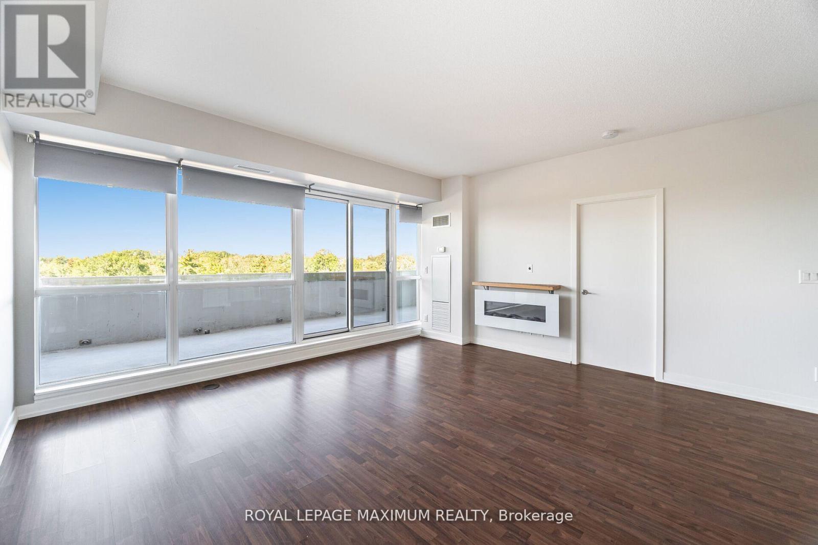 












511 - 5101 DUNDAS STREET W

,
Toronto,




Ontario
M9A5G8

