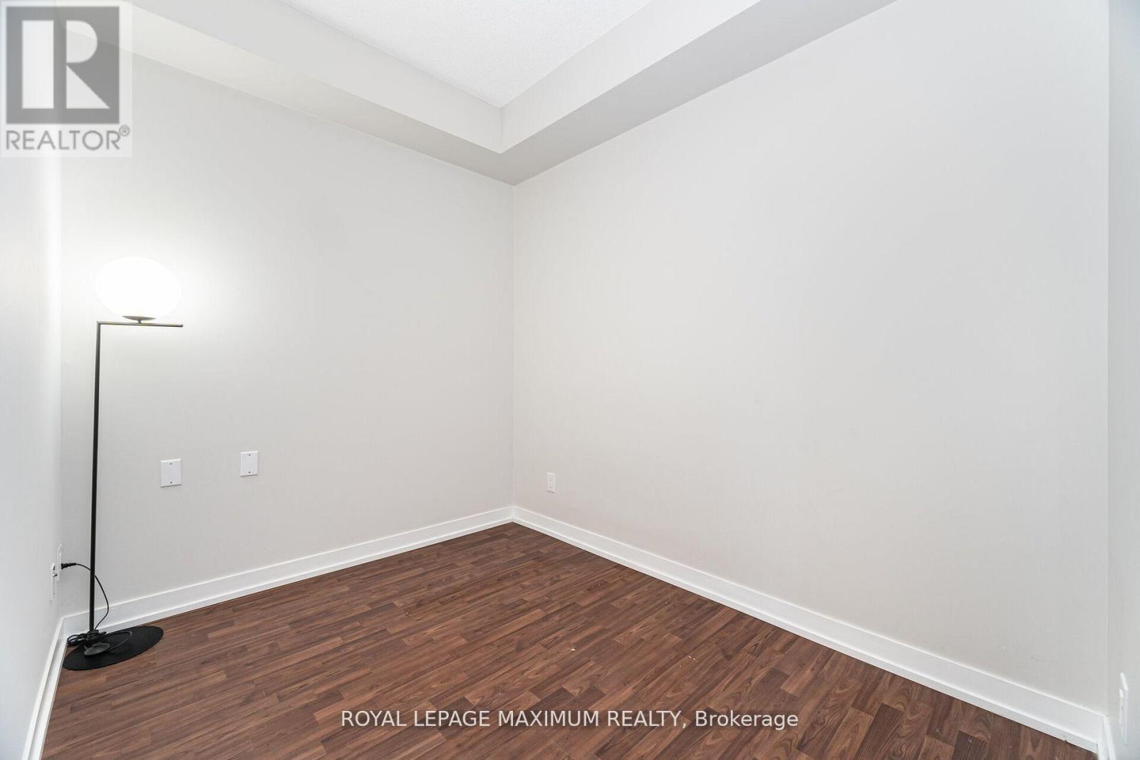 












511 - 5101 DUNDAS STREET W

,
Toronto,




Ontario
M9A5G8

