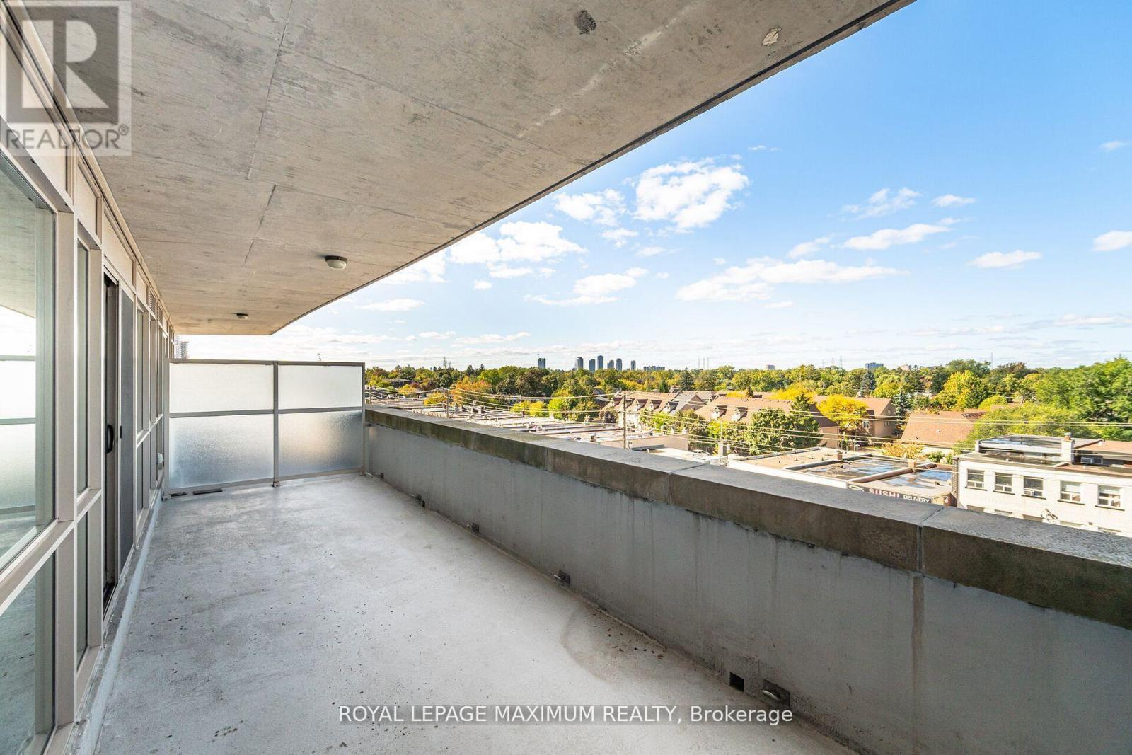 












511 - 5101 DUNDAS STREET W

,
Toronto,




Ontario
M9A5G8

