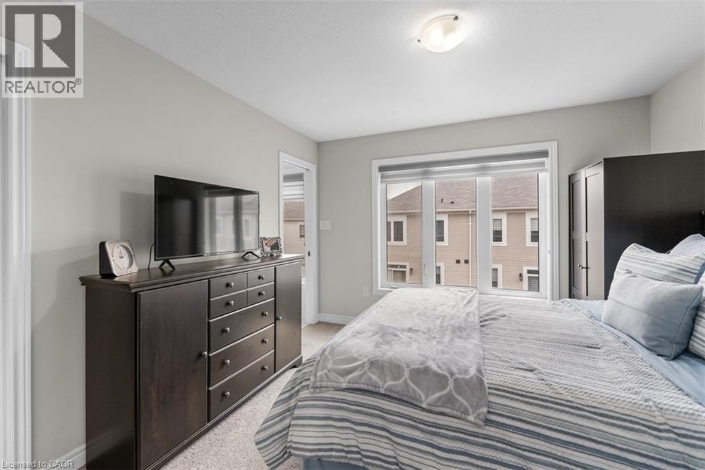 












38 HIBISCUS Lane

,
Hamilton,




Ontario
L8K0A4


