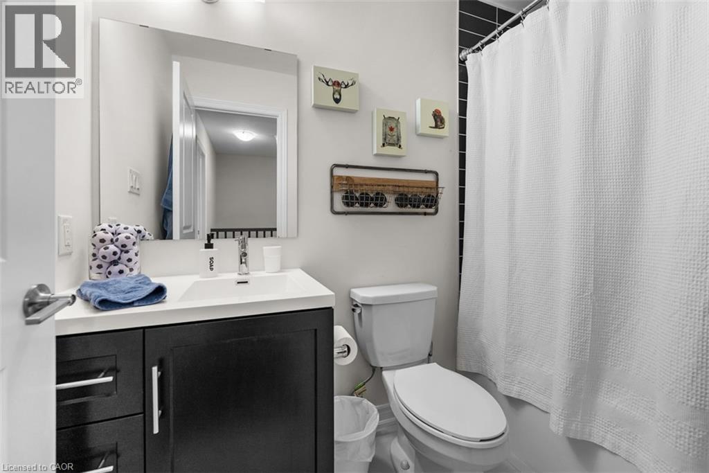 












38 HIBISCUS Lane

,
Hamilton,




Ontario
L8K0A4

