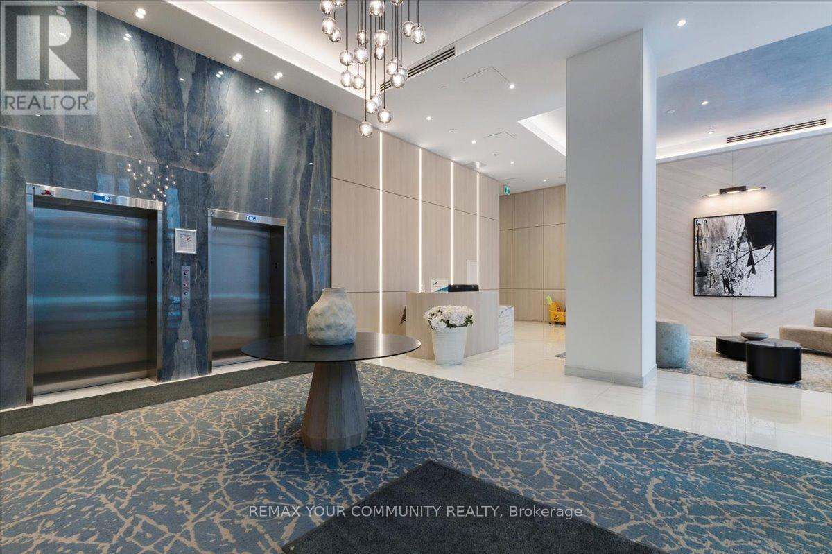 












1202 - 1063 DOUGLAS MCCURDY COMMON CIRCLE

,
Mississauga,




Ontario
L5L3H9

