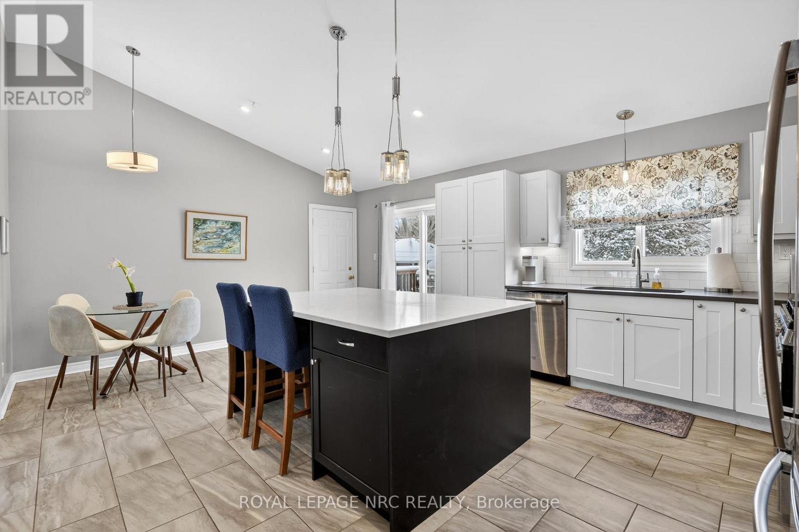 












210 GORHAM ROAD

,
Fort Erie (Ridgeway),




Ontario
L0S1N0

