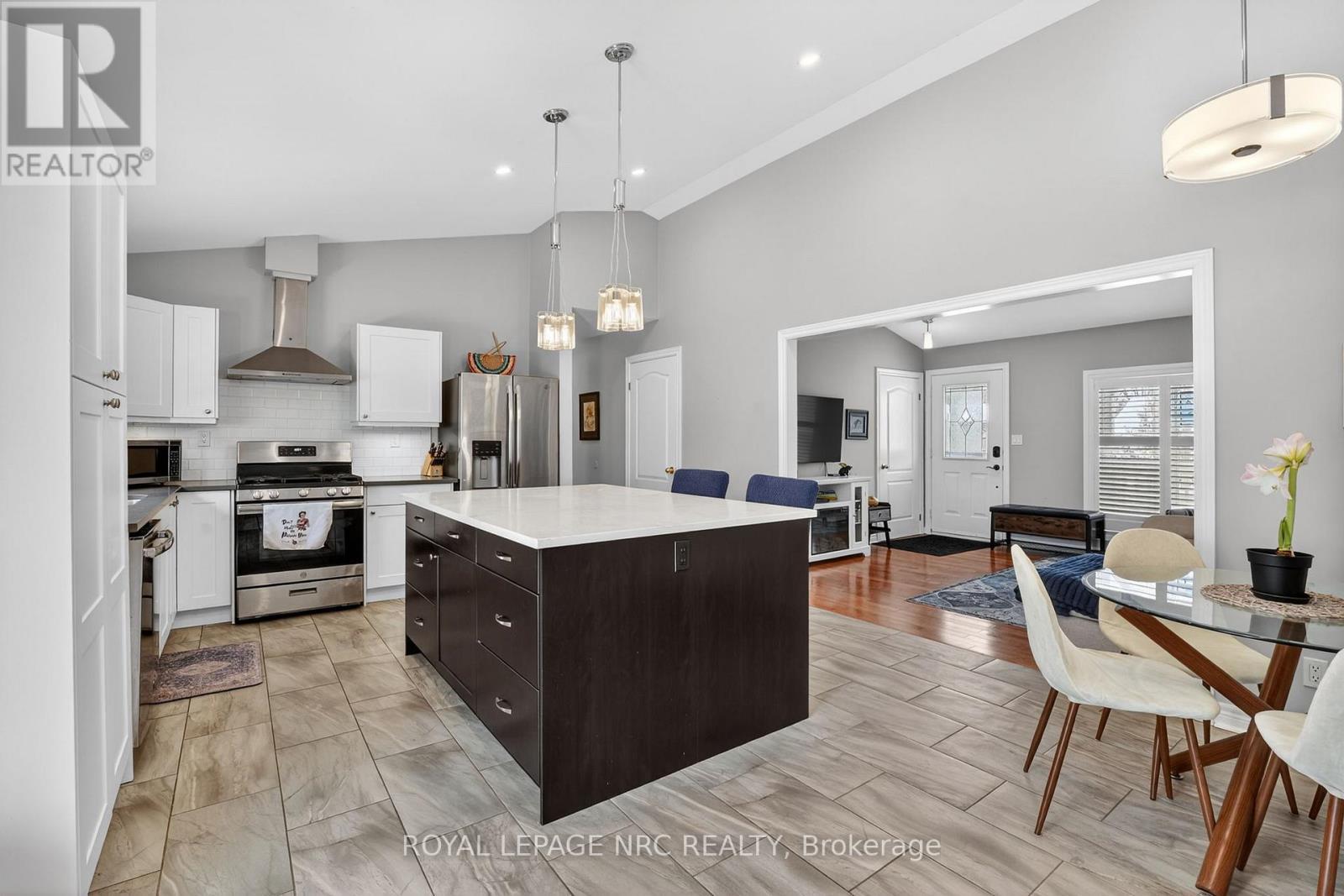 












210 GORHAM ROAD

,
Fort Erie (Ridgeway),




Ontario
L0S1N0

