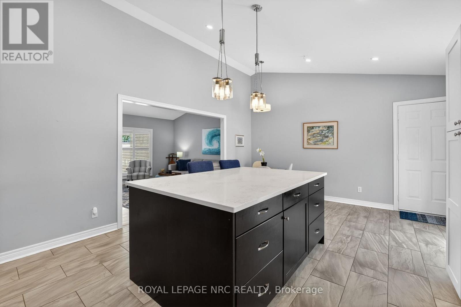 












210 GORHAM ROAD

,
Fort Erie (Ridgeway),




Ontario
L0S1N0

