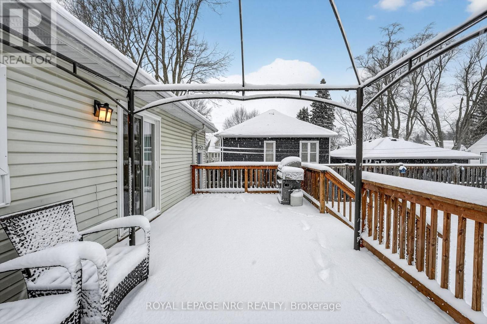 












210 GORHAM ROAD

,
Fort Erie (Ridgeway),




Ontario
L0S1N0

