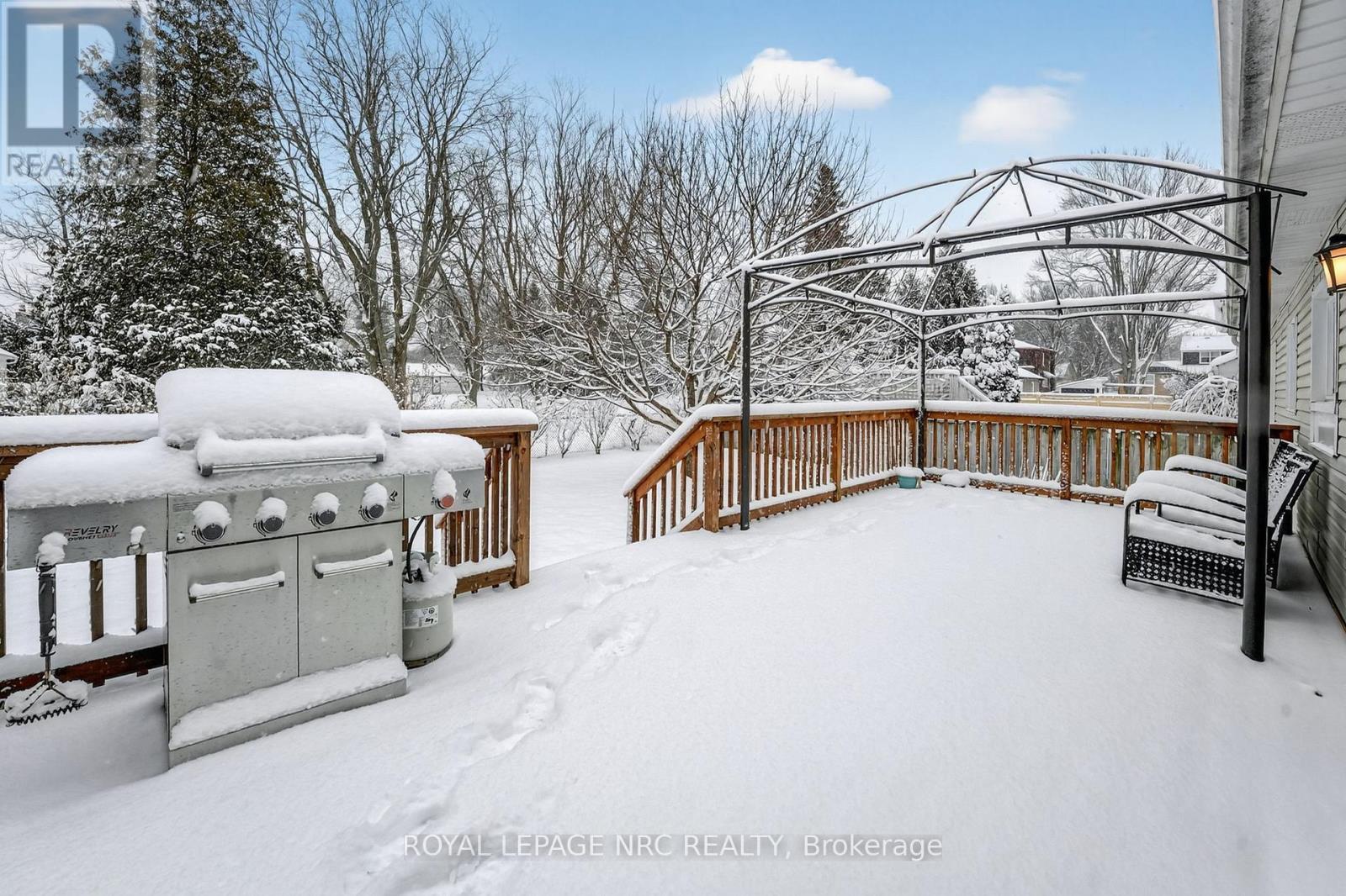 












210 GORHAM ROAD

,
Fort Erie (Ridgeway),




Ontario
L0S1N0

