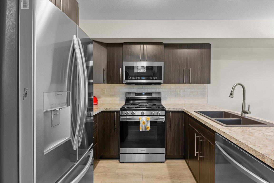 









335


Gerstmar

Road, 13,
Kelowna,




BC
V1X 4A6

