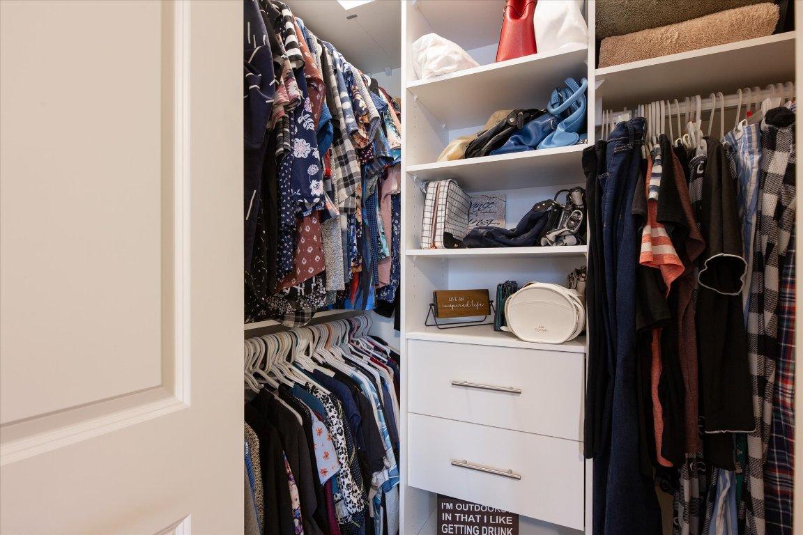 









335


Gerstmar

Road, 13,
Kelowna,




BC
V1X 4A6

