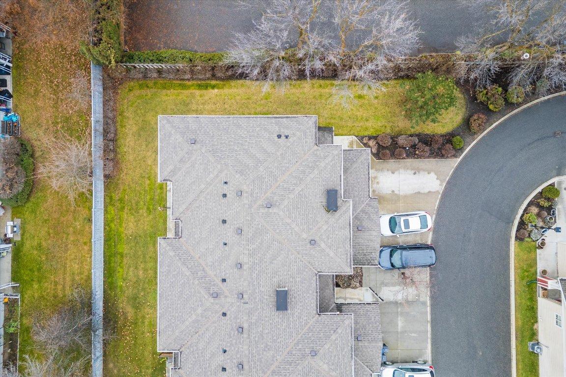 









335


Gerstmar

Road, 13,
Kelowna,




BC
V1X 4A6

