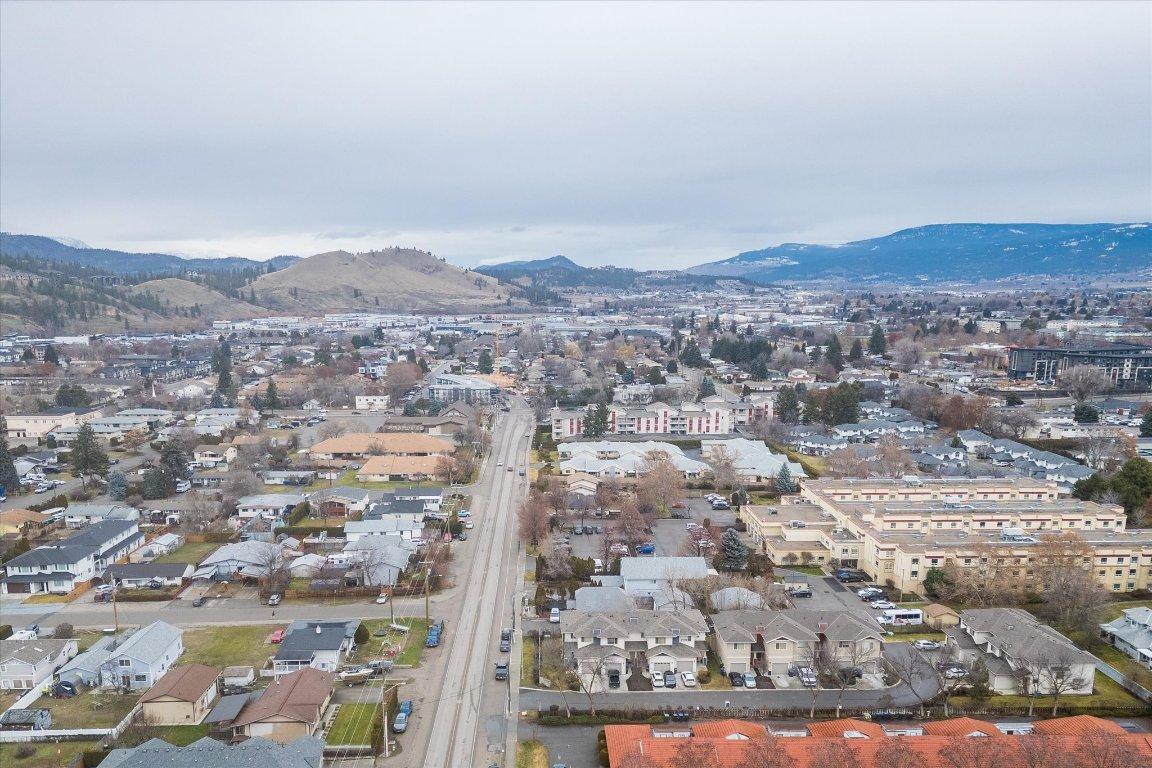 









335


Gerstmar

Road, 13,
Kelowna,




BC
V1X 4A6

