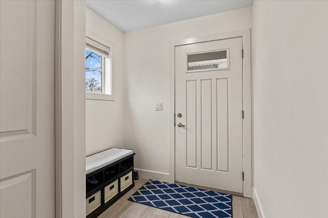 









335


Gerstmar

Road, 13,
Kelowna,




BC
V1X 4A6

